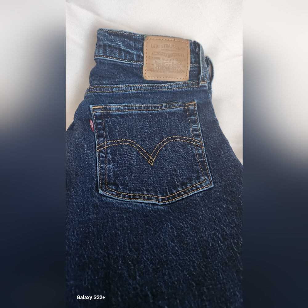 Levi's Wedgie jeans